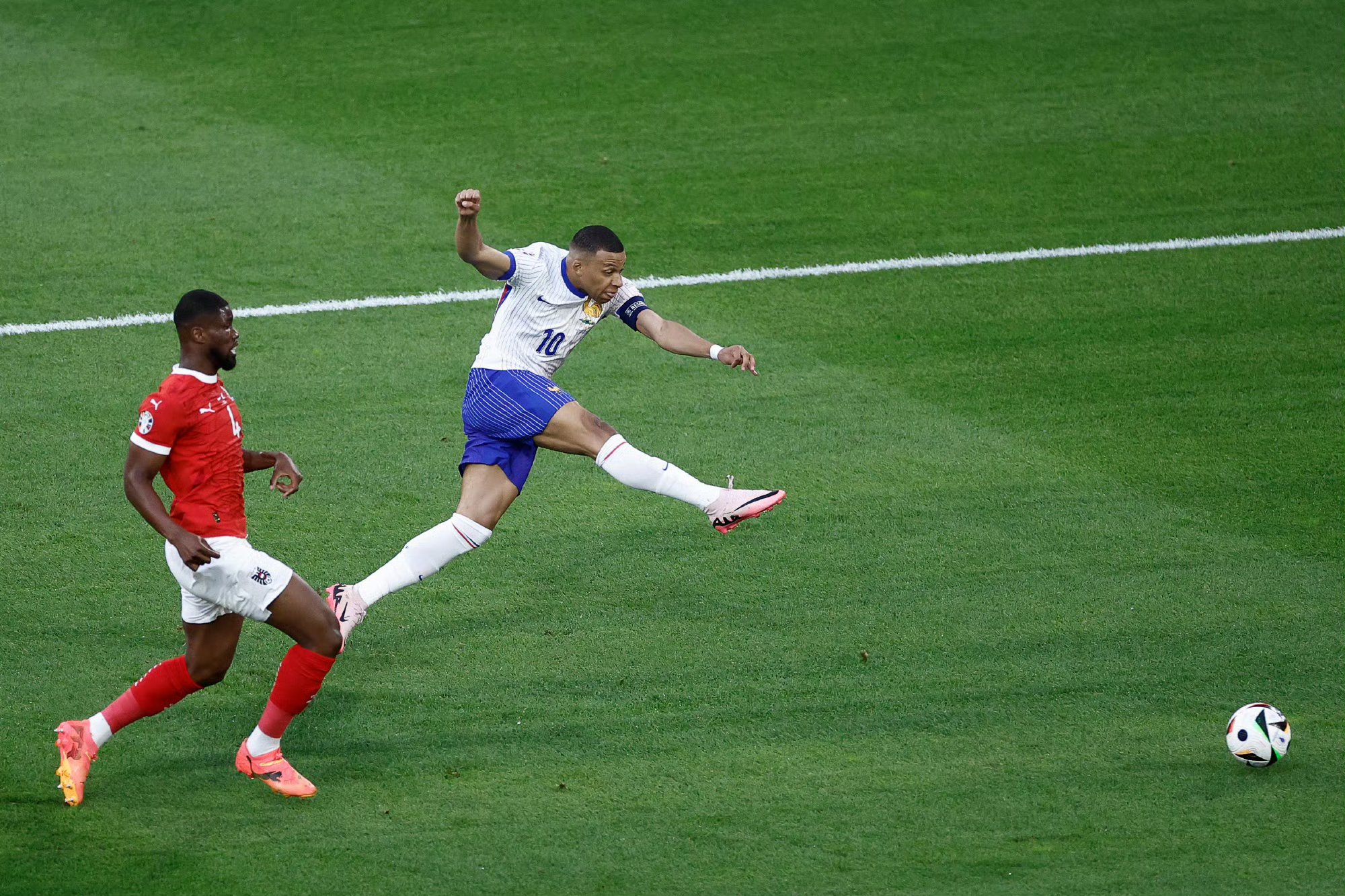 奥地利球队在比赛中有耀眼表现 奥地利球队在比赛中有耀眼表现