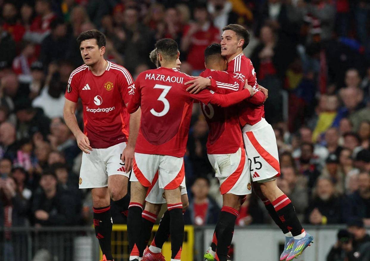 阿贾克斯惨遭逆转,无缘下一轮 阿贾克斯惨遭逆转,无缘下一轮