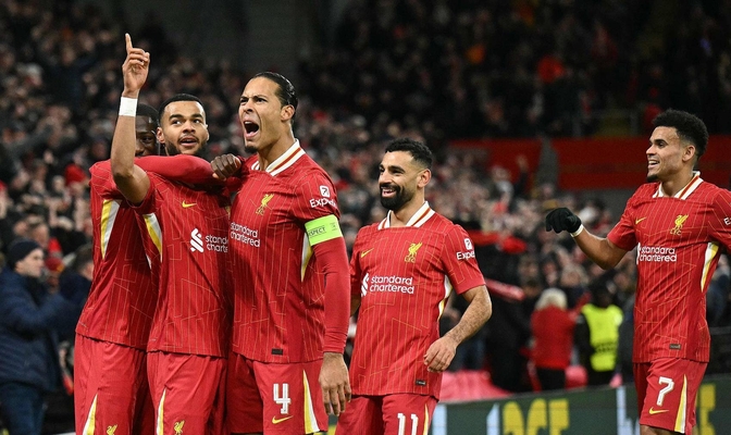 包含圣埃蒂安主场战平，保持不败的词条