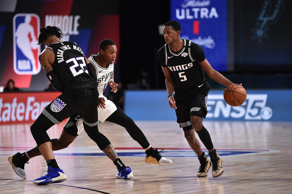 开云sport-马刺力克灰熊,德罗赞再次展现得分能力的简单介绍