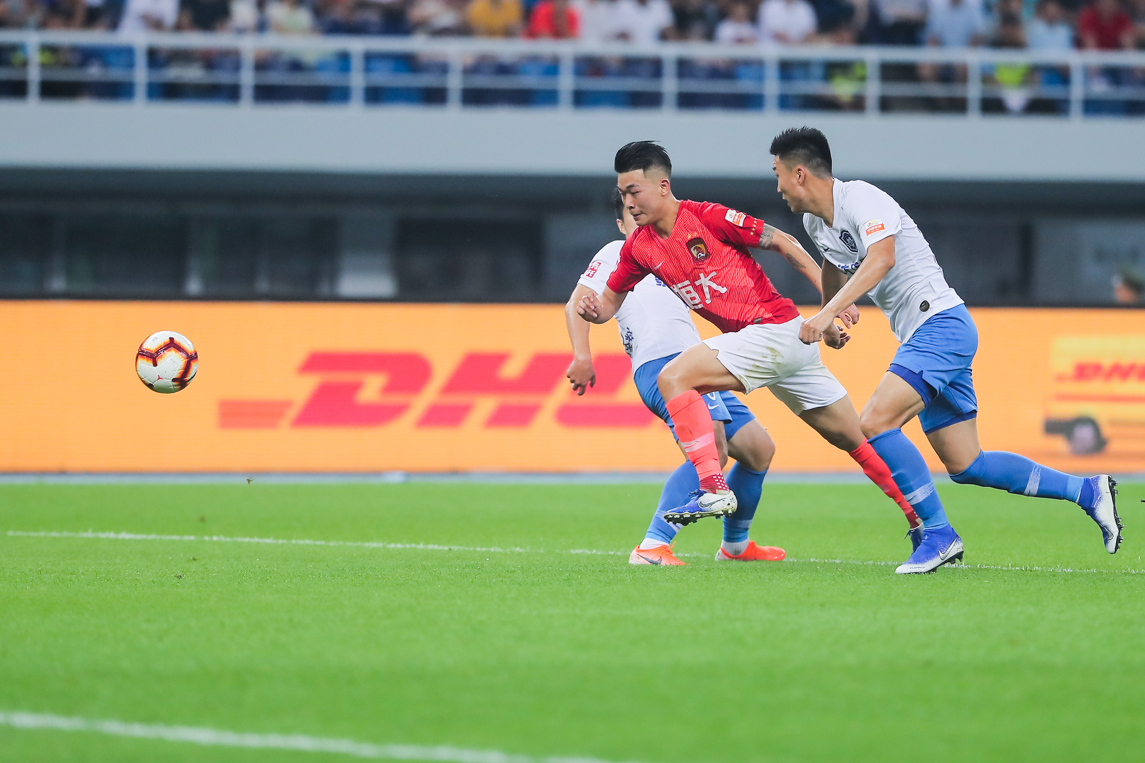 开云体育APP下载-包含泰达客场胜利,排名节节攀升的词条