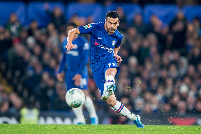 开云体育官网-关于皇家马德里险胜印尼羽毛球队,Chovy打出惊人五杀强强对话半决赛,点燃全场激情的信息