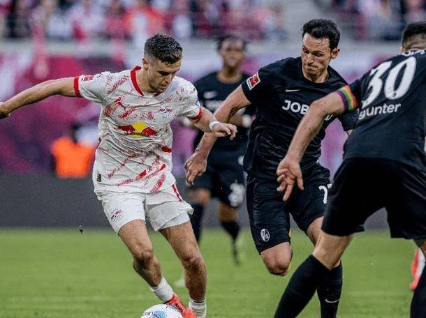 汉堡队在主场击败对手，重返胜利赛道