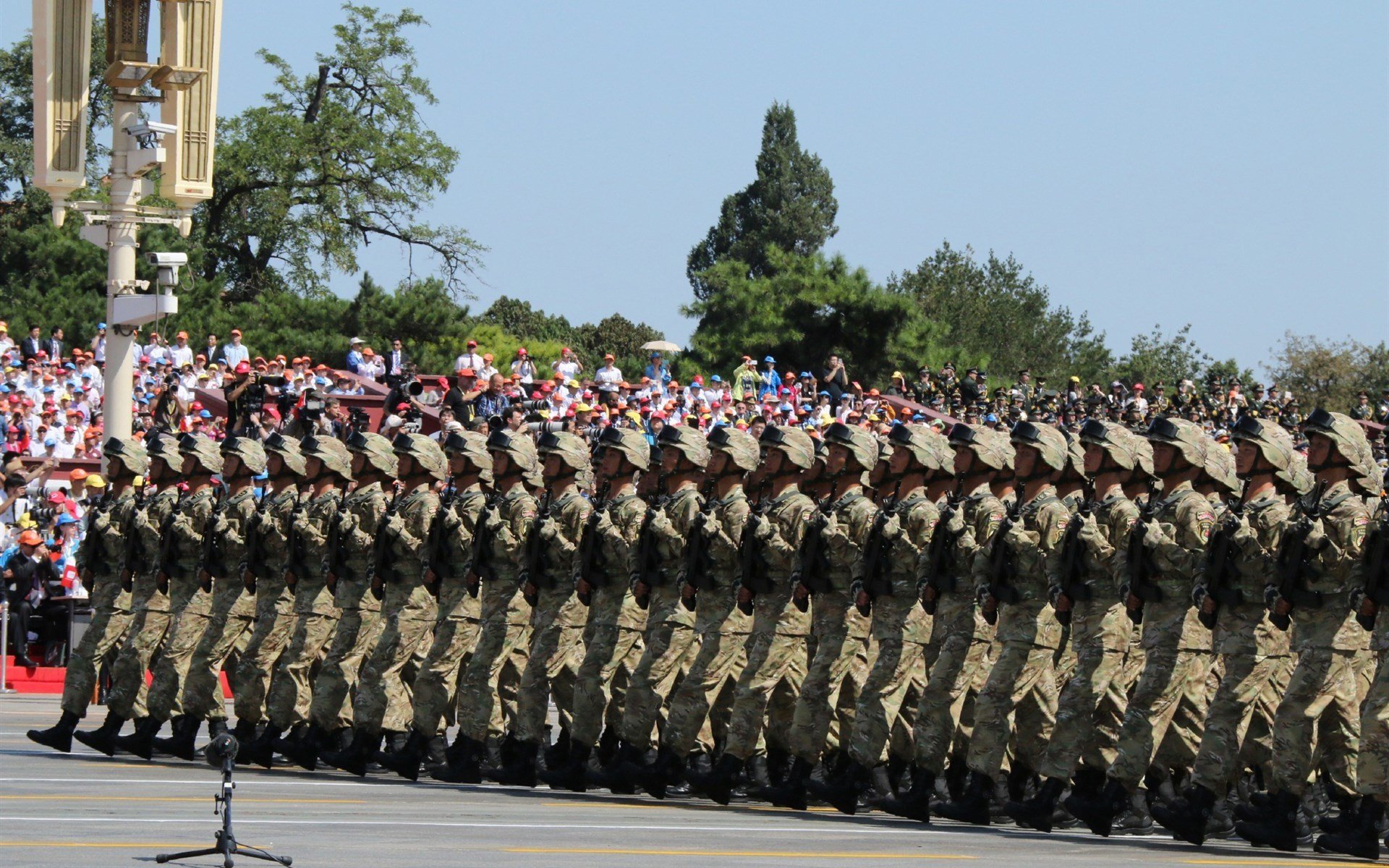 开云体育官网-在镁光灯与嘘声之间，乔治如何于欧冠半决赛之夜书写教科书