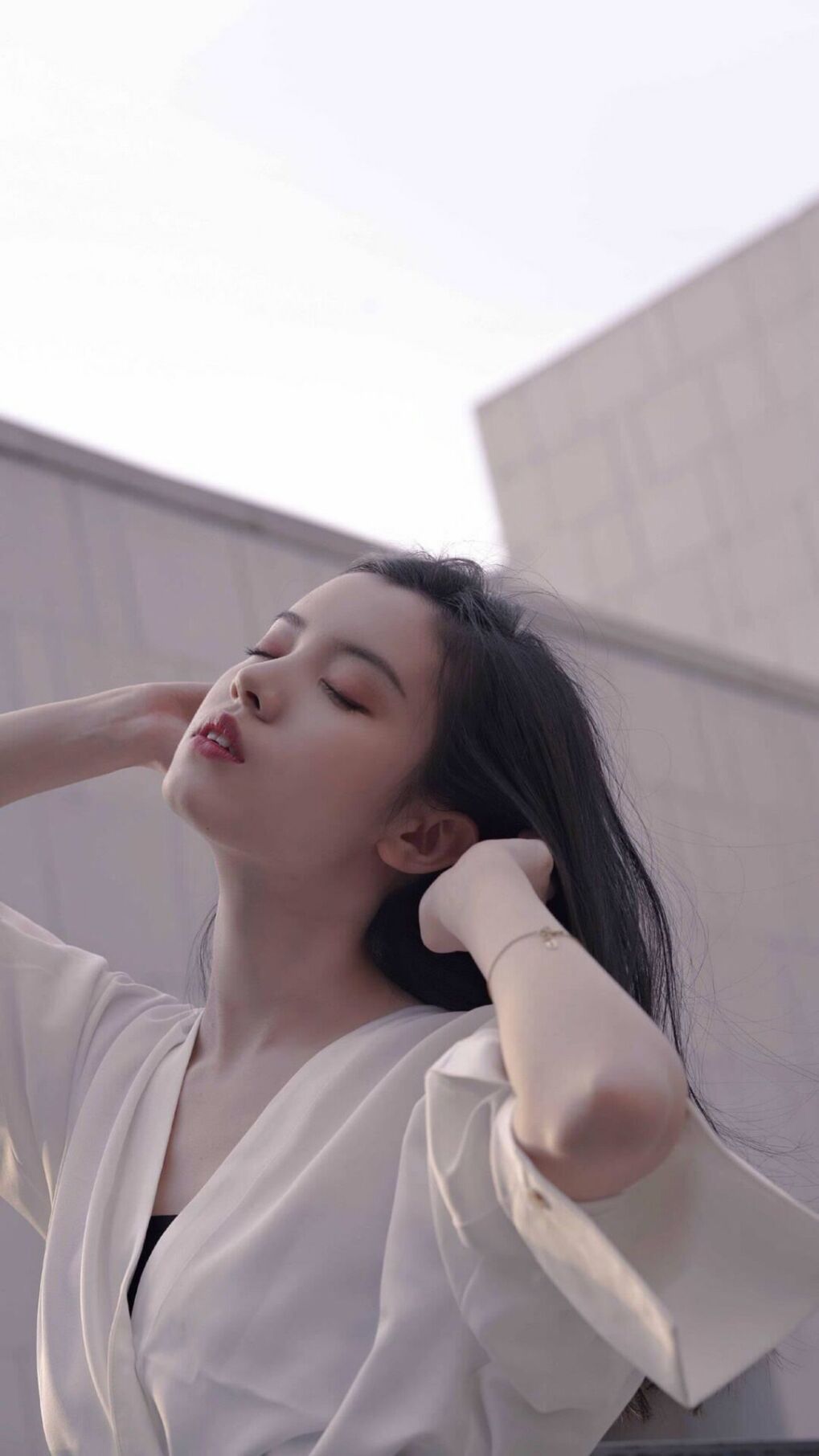 红龙焚天，当威尔士的欧冠之火点燃几内亚的坚韧之盾